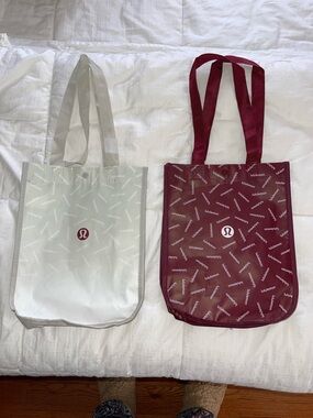 lululemon athletica Reusable Tote Set - Burgundy and White